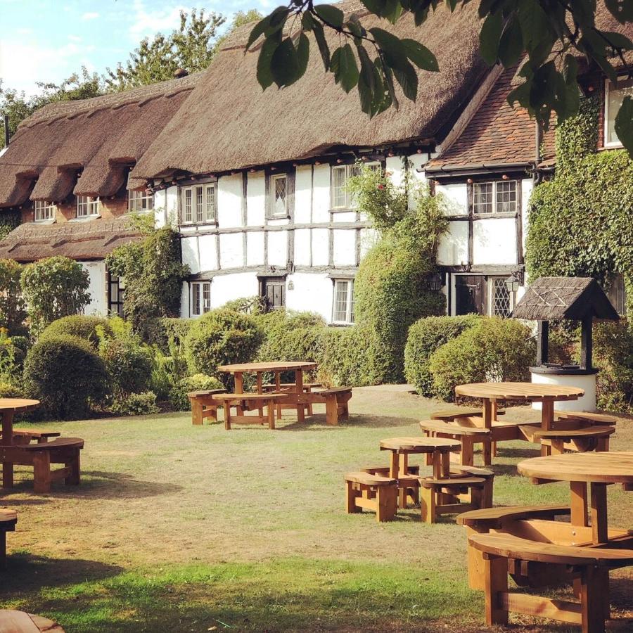 Old Hunters Lodge Whipsnade Limited Exteriér fotografie