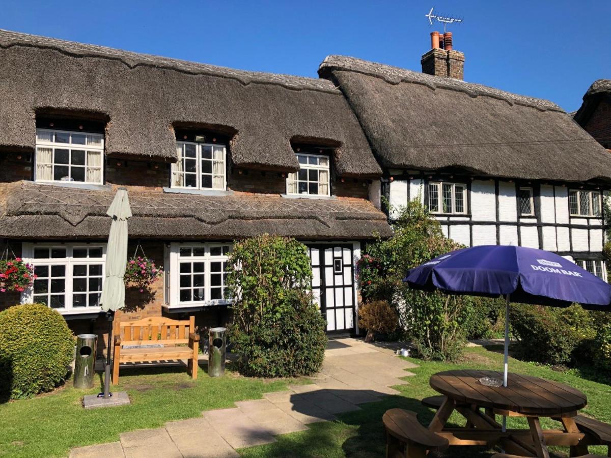 Old Hunters Lodge Whipsnade Limited Exteriér fotografie